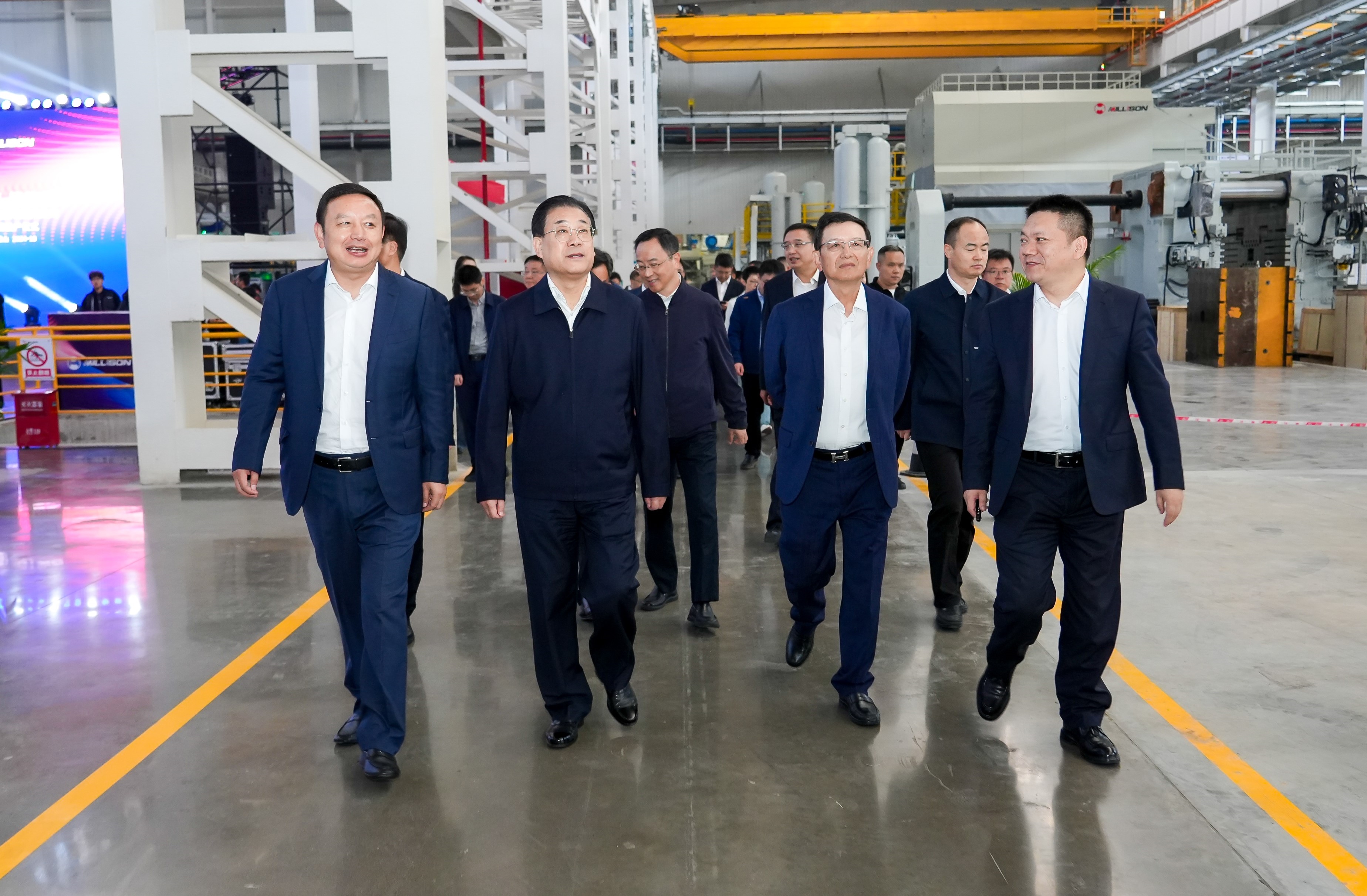 参观工厂图