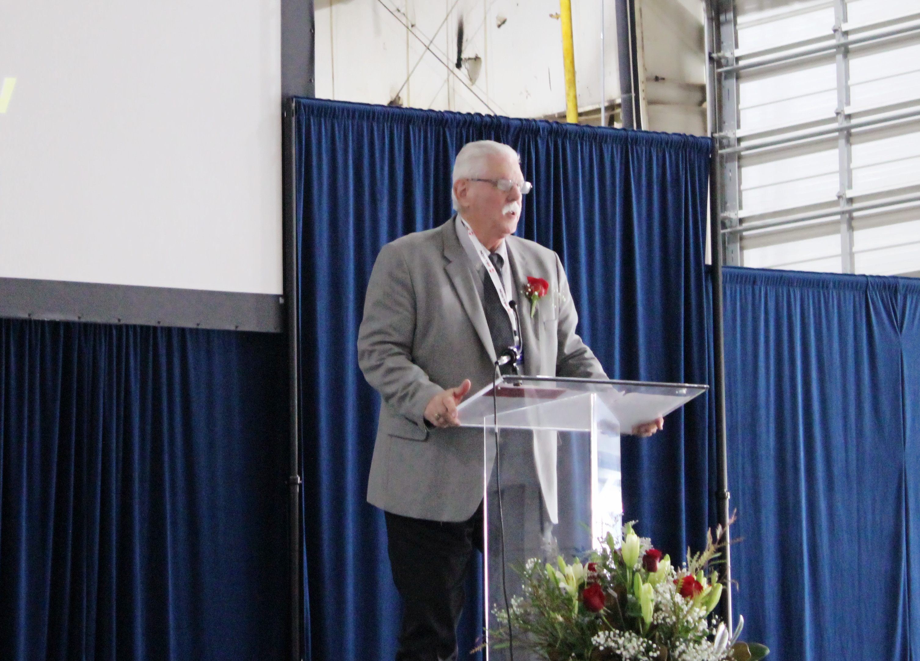 萨利索市长Ernie Martens致辞